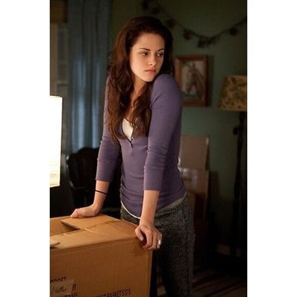 NWOT Y2K Ribbed Knit Henley Navy Women's Large Bella Swan Twilight Core - Picture 2 of 8